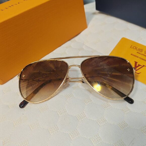 Gold Louis Vuitton Sunglasses with Gold Lenses - Picture 1 of 6